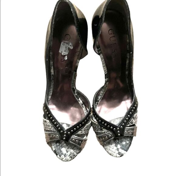 Guess Black Patent Leather Sandals Size 6 M - Picture 1 of 5